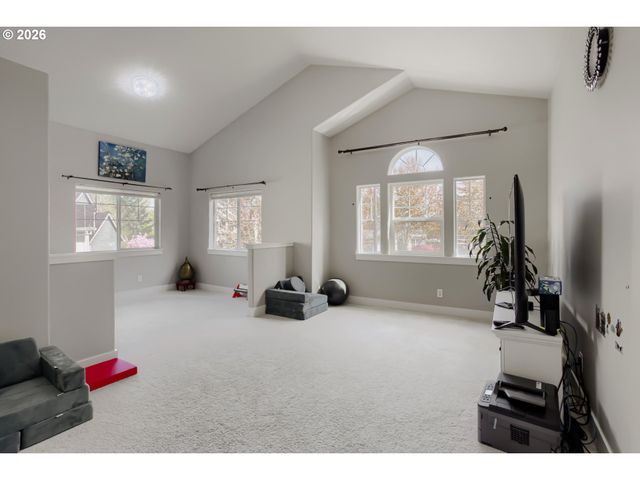 16764 Sw ROGUE RIVER Ter, Beaverton, OR 97006