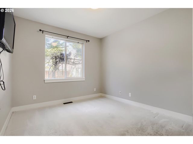 16764 Sw ROGUE RIVER Ter, Beaverton, OR 97006