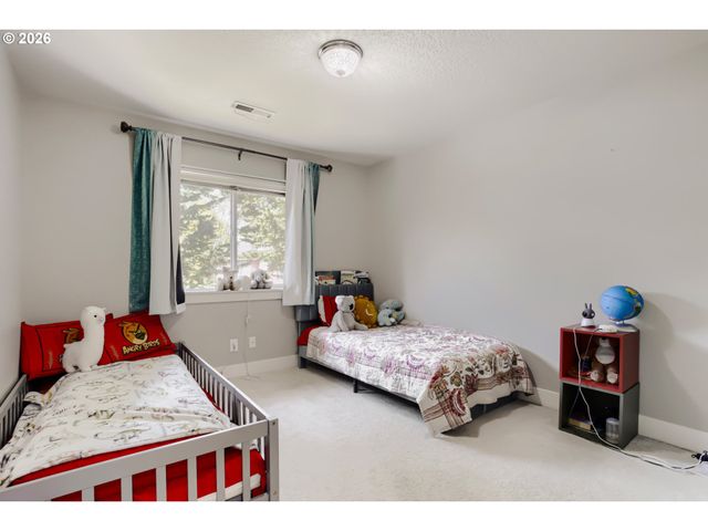 16764 Sw ROGUE RIVER Ter, Beaverton, OR 97006