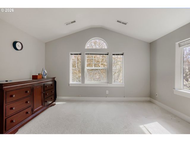 16764 Sw ROGUE RIVER Ter, Beaverton, OR 97006