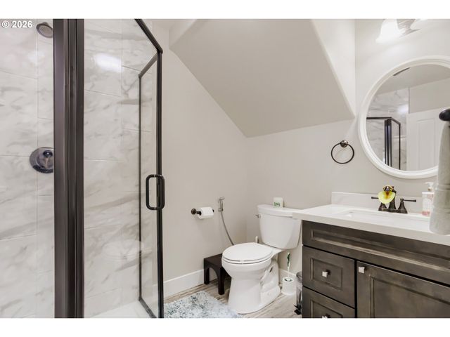 16764 Sw ROGUE RIVER Ter, Beaverton, OR 97006