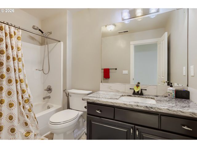 16764 Sw ROGUE RIVER Ter, Beaverton, OR 97006