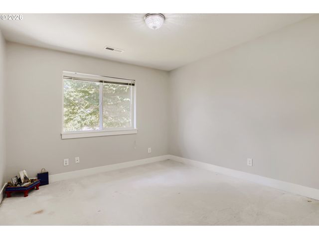 16764 Sw ROGUE RIVER Ter, Beaverton, OR 97006