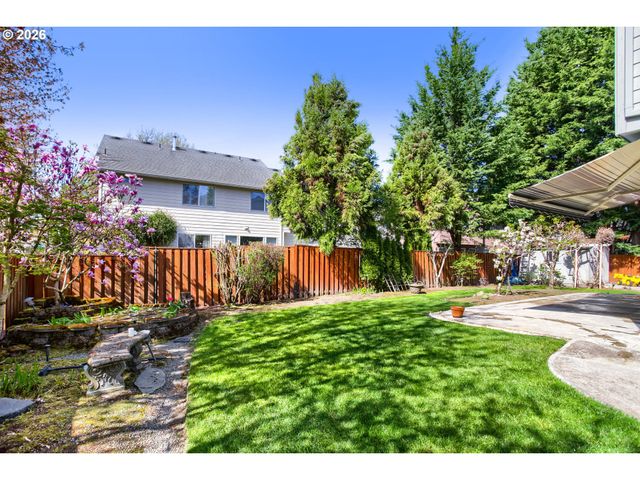 16764 Sw ROGUE RIVER Ter, Beaverton, OR 97006