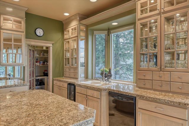 511 N Dunbarton Oaks Ln, Liberty Lake, WA 99019