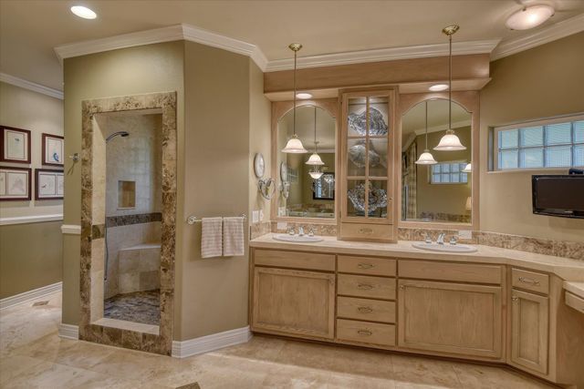 511 N Dunbarton Oaks Ln, Liberty Lake, WA 99019