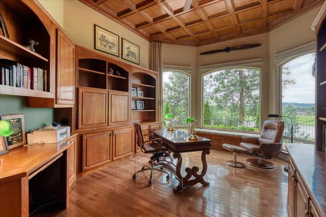 511 N Dunbarton Oaks Ln, Liberty Lake, WA 99019