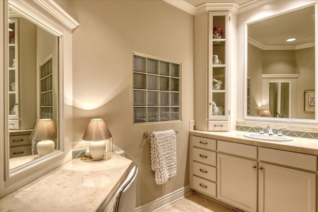 511 N Dunbarton Oaks Ln, Liberty Lake, WA 99019