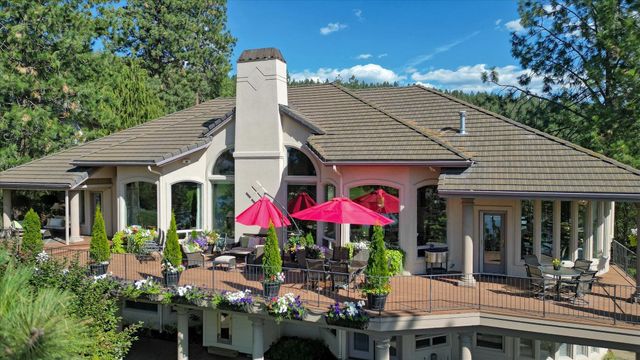 511 N Dunbarton Oaks Ln, Liberty Lake, WA 99019