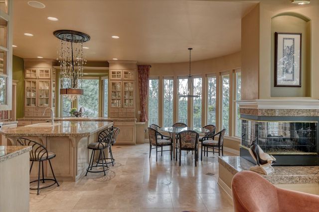 511 N Dunbarton Oaks Ln, Liberty Lake, WA 99019