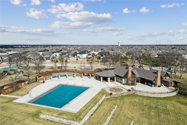 1013 Knoxbridge Road, Forney, TX 75126
