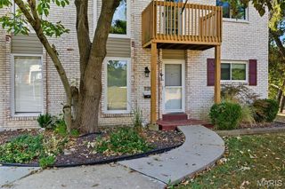 5788 Westphalia Lane, Oakville, MO 63129