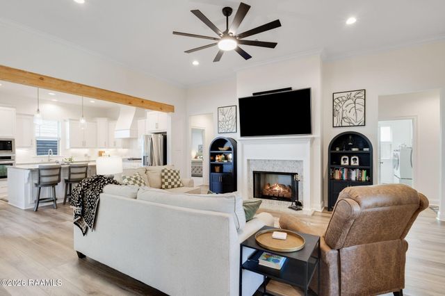 209 Sweet Harvest Road, Youngsville, LA 70592