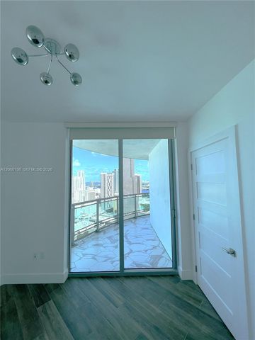 350 S Miami Ave 3713, Miami, FL 33130