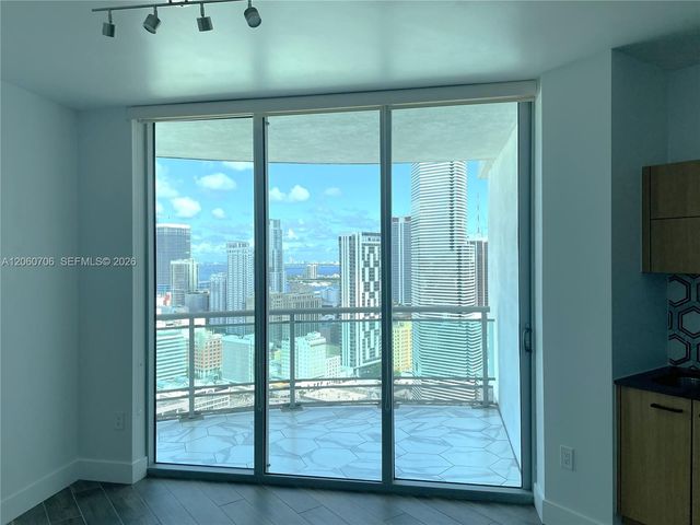 350 S Miami Ave 3713, Miami, FL 33130