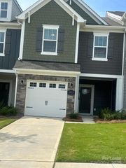 4013 Lawnview Drive, Charlotte, NC 28269