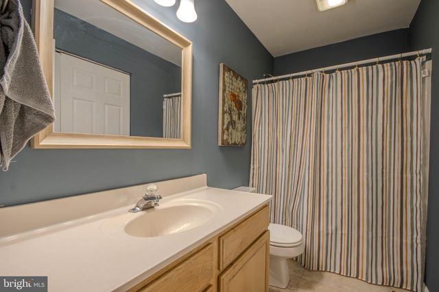 1142 OCEAN PKWY, Ocean Pines, MD 21811