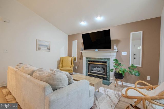 1142 OCEAN PKWY, Ocean Pines, MD 21811