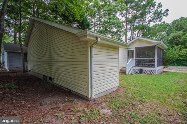 1142 OCEAN PKWY, Ocean Pines, MD 21811