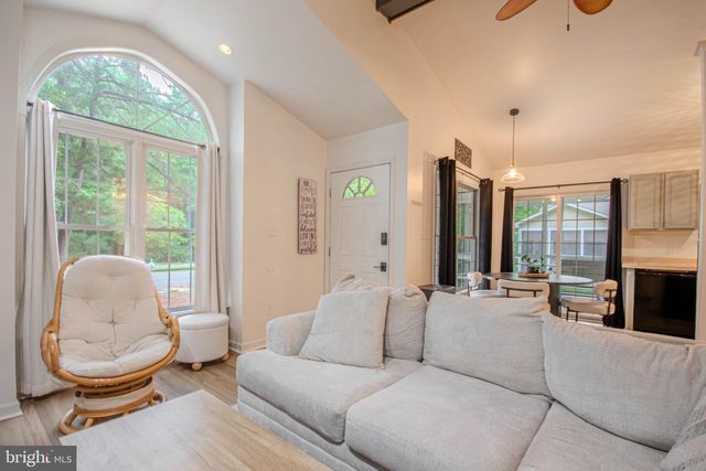 1142 OCEAN PKWY, Ocean Pines, MD 21811