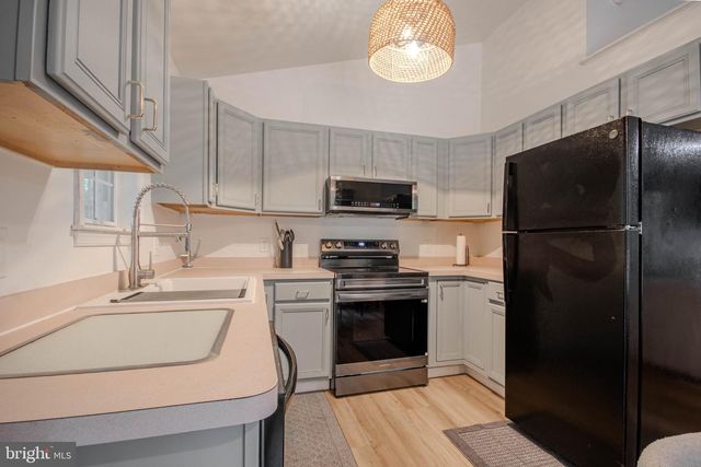 1142 OCEAN PKWY, Ocean Pines, MD 21811