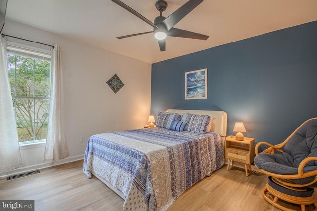 1142 OCEAN PKWY, Ocean Pines, MD 21811