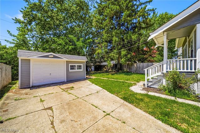3262 W. 126th, Cleveland, OH 44111