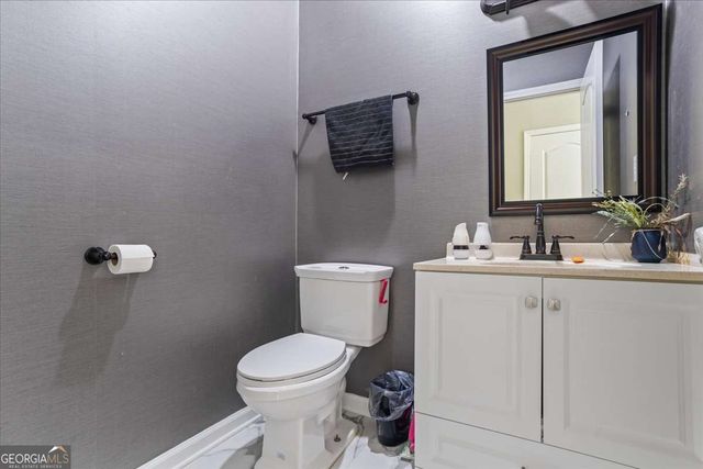 3955 Pucketts Road, Snellville, GA 30039