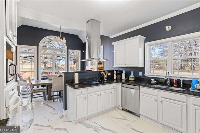 3955 Pucketts Road, Snellville, GA 30039