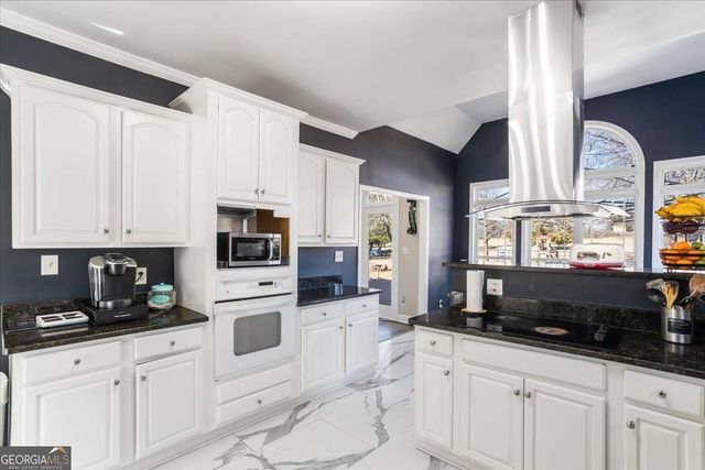 3955 Pucketts Road, Snellville, GA 30039