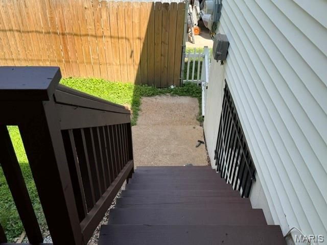 17 Saint Lawrence Drive, Ballwin, MO 63021