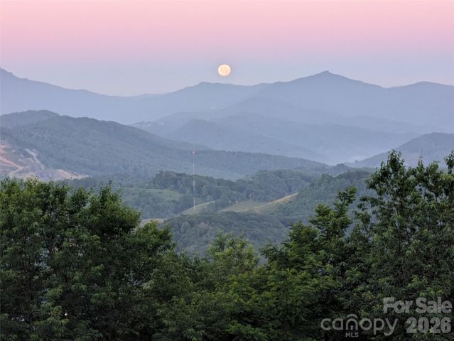 448 Howards Knob Road, Boone, NC 28607