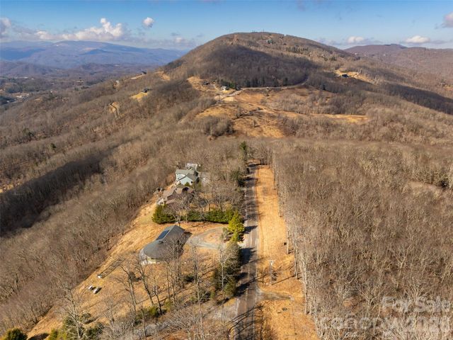 448 Howards Knob Road, Boone, NC 28607