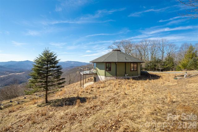 448 Howards Knob Road, Boone, NC 28607