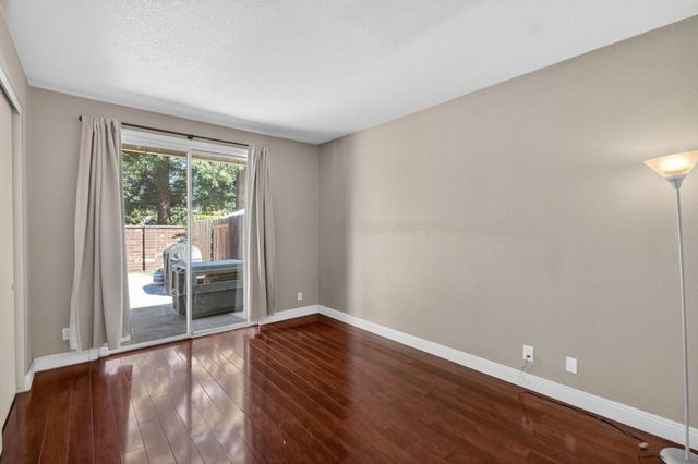 5331 Blue Sapphire Ct, Elk Grove, CA 95758