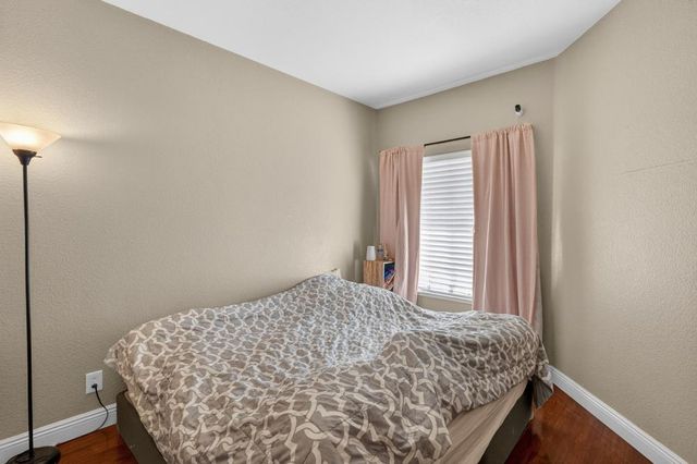 5331 Blue Sapphire Ct, Elk Grove, CA 95758