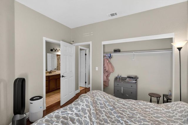 5331 Blue Sapphire Ct, Elk Grove, CA 95758