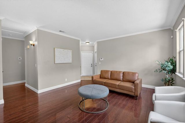 5331 Blue Sapphire Ct, Elk Grove, CA 95758