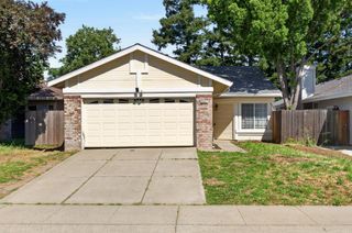 5331 Blue Sapphire Ct, Elk Grove, CA 95758
