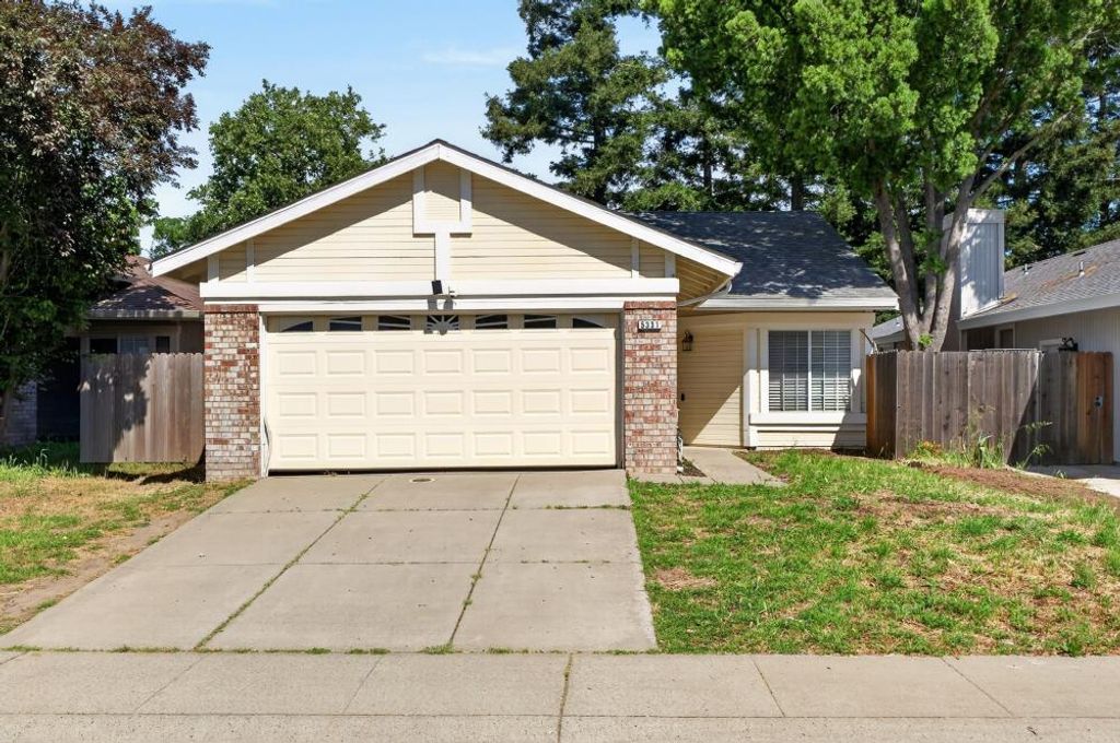 5331 Blue Sapphire Ct, Elk Grove, CA 95758