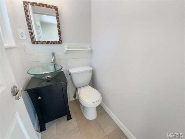 2349 Hudson Road, St Louis, MO 63136