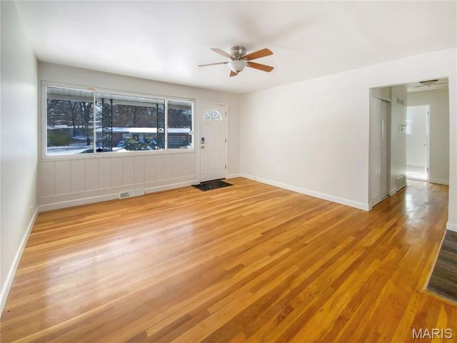 2349 Hudson Road, St Louis, MO 63136