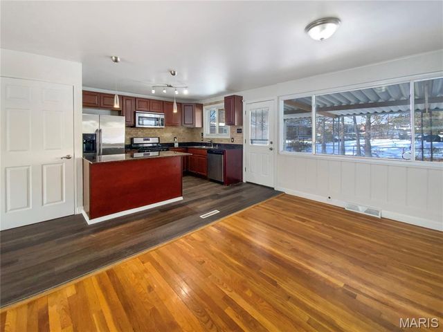 2349 Hudson Road, St Louis, MO 63136