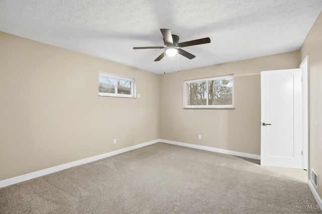 952 Hollytree Drive, Springfield Twp., OH 45231