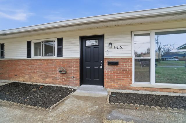 952 Hollytree Drive, Springfield Twp., OH 45231