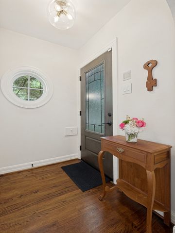 6044 Kenwood Avenue, Dallas, TX 75206