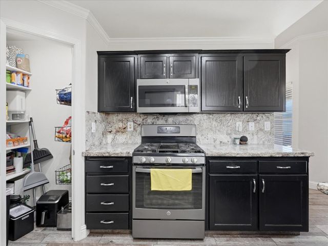 5373 W Dayton Avenue, Fresno, CA 93722