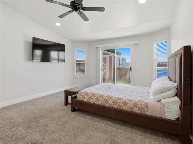 5373 W Dayton Avenue, Fresno, CA 93722