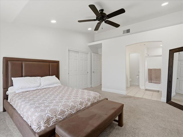 5373 W Dayton Avenue, Fresno, CA 93722
