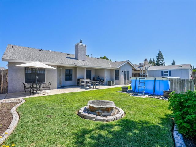 5373 W Dayton Avenue, Fresno, CA 93722